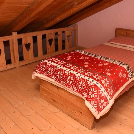 La Ferme du Grand Paradis Cogne Habitación foto