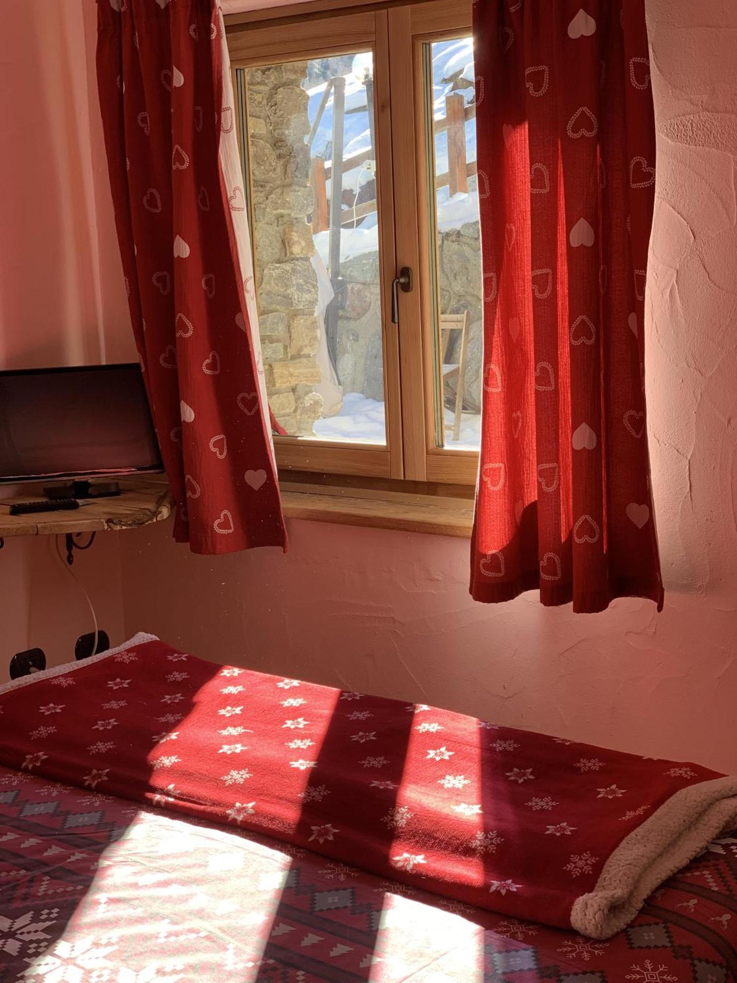 La Ferme du Grand Paradis Cogne Habitación foto
